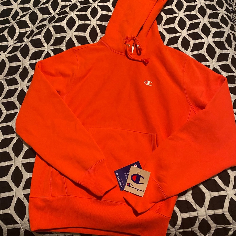 NWT Men’s Champion Sweatshirt